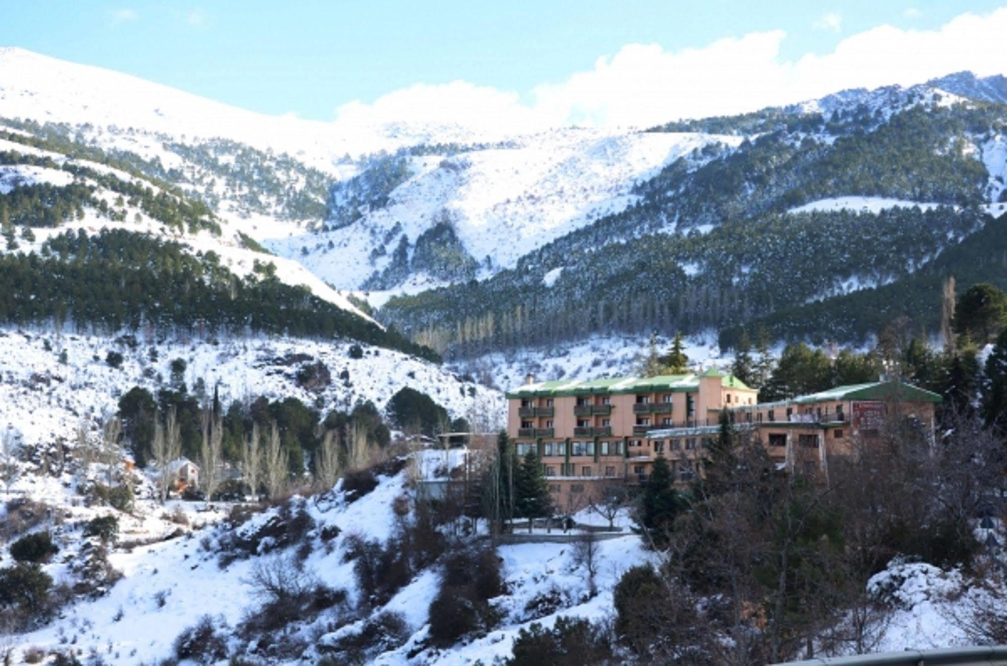 Hotel El Guerra Guejar Sierra Ngoại thất bức ảnh